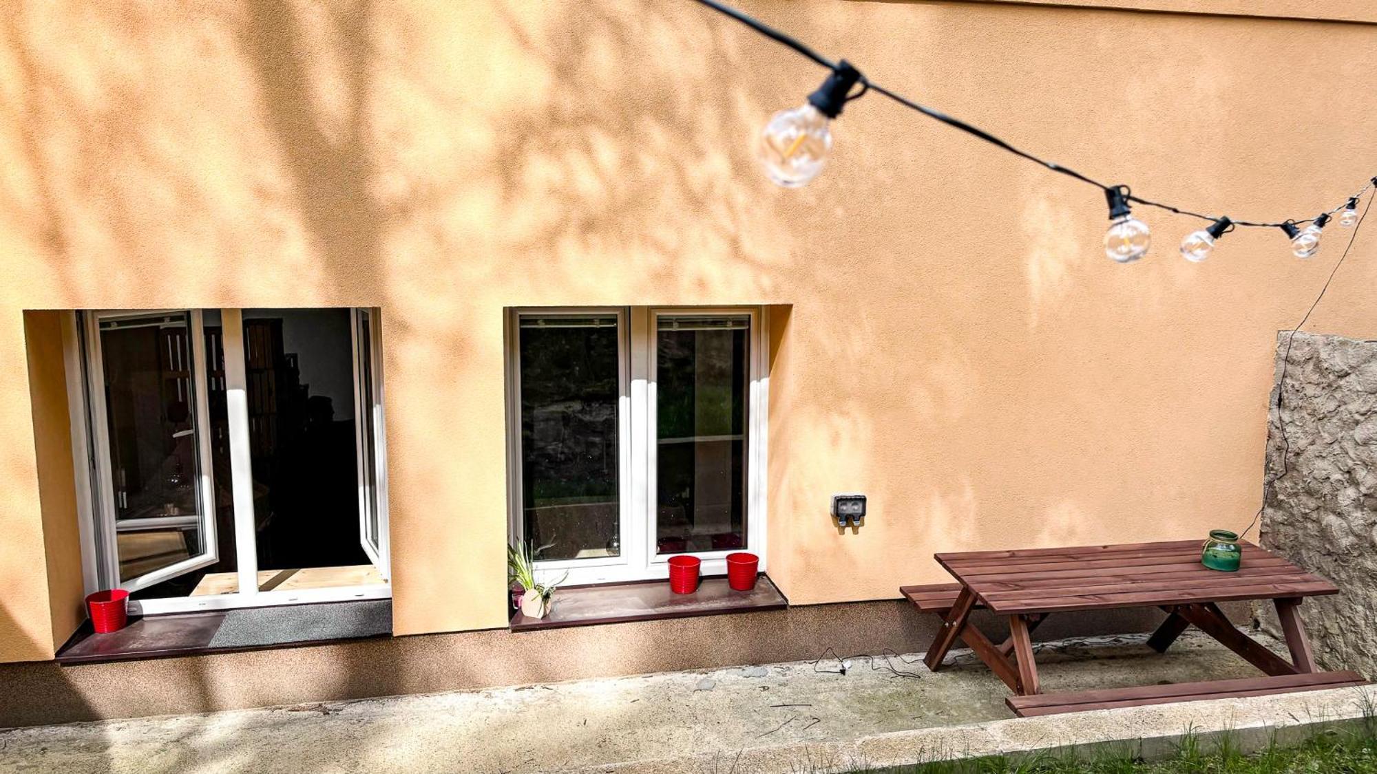 Remote Work Friendly Zahradni Apartman U Jezera Staré Splavy Dış mekan fotoğraf